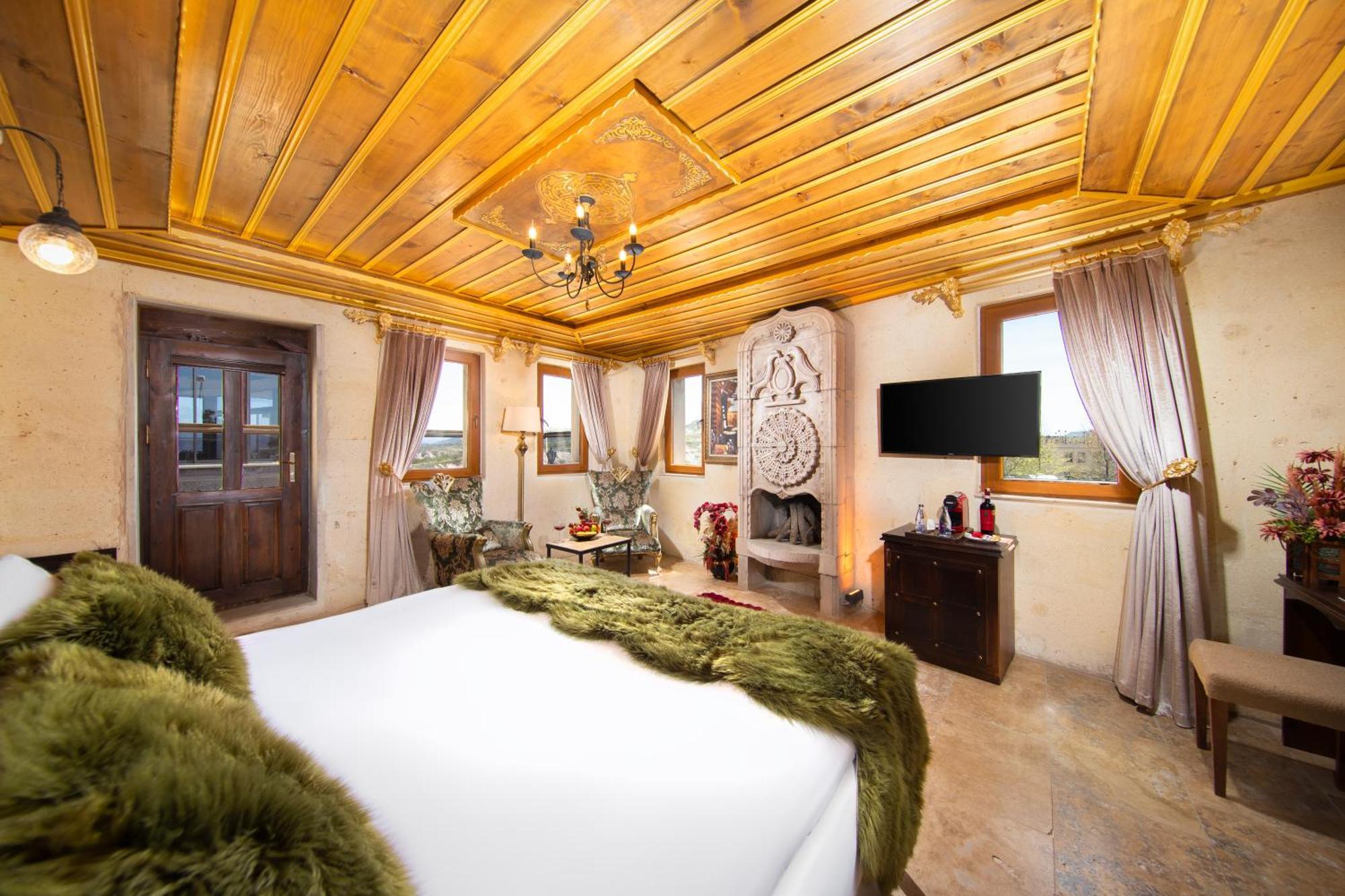 Cappadocia Pegasos Cave Suite Hotel Üchisar Bagian luar foto