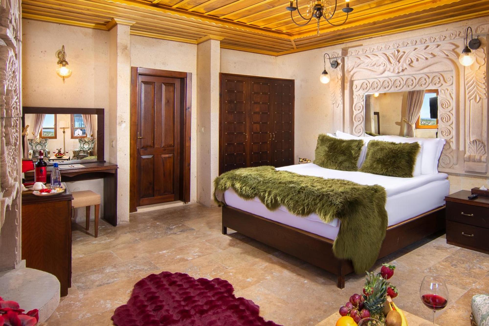 Cappadocia Pegasos Cave Suite Hotel Üchisar Bagian luar foto