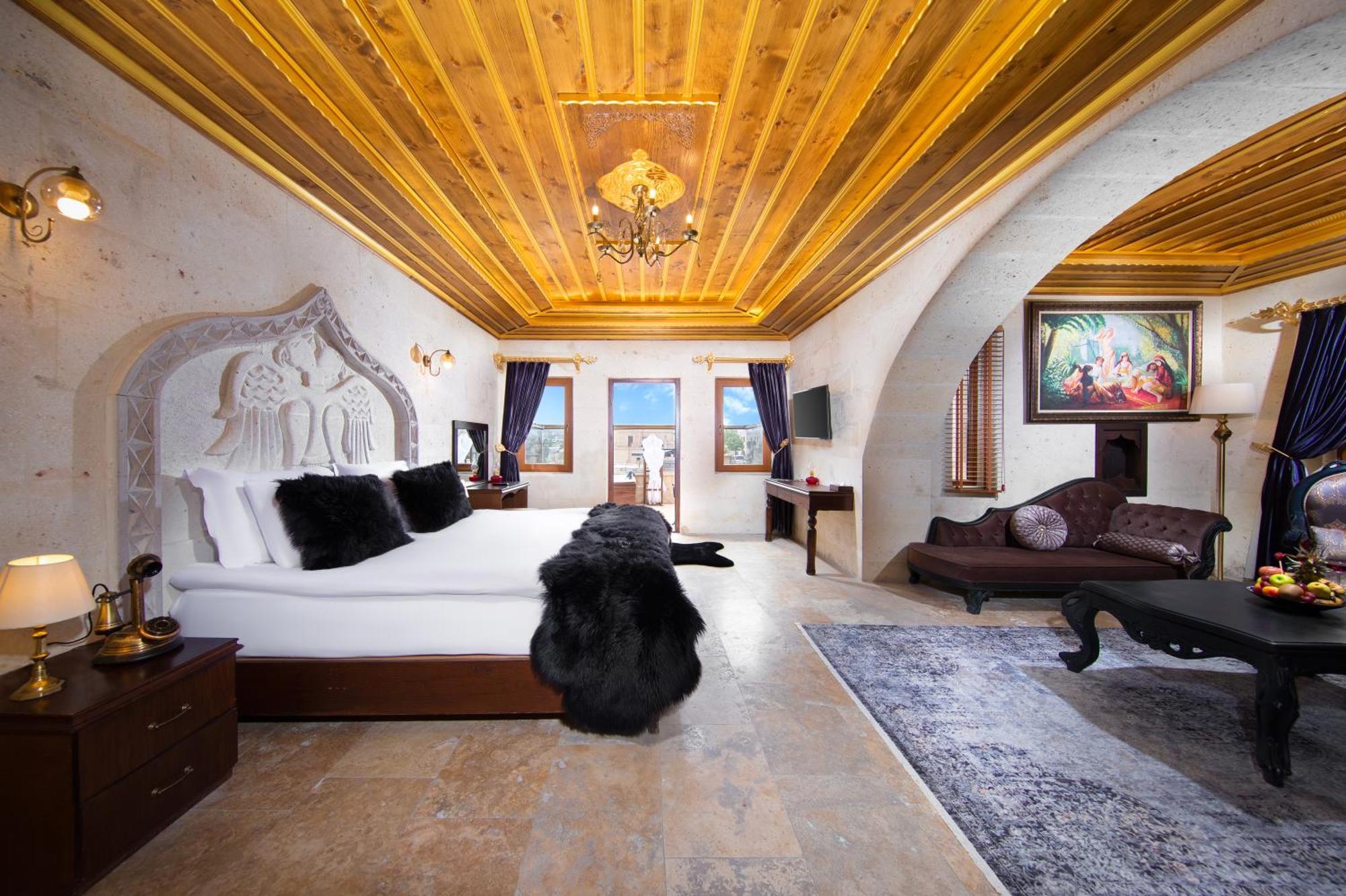 Cappadocia Pegasos Cave Suite Hotel Üchisar Bagian luar foto