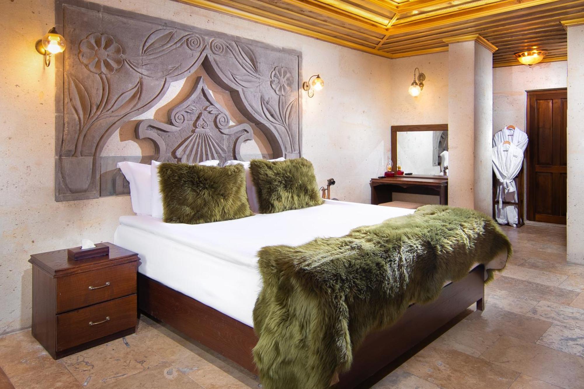 Cappadocia Pegasos Cave Suite Hotel Üchisar Bagian luar foto
