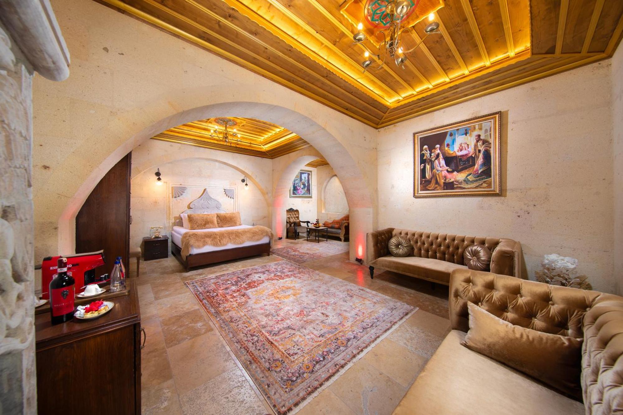 Cappadocia Pegasos Cave Suite Hotel Üchisar Bagian luar foto