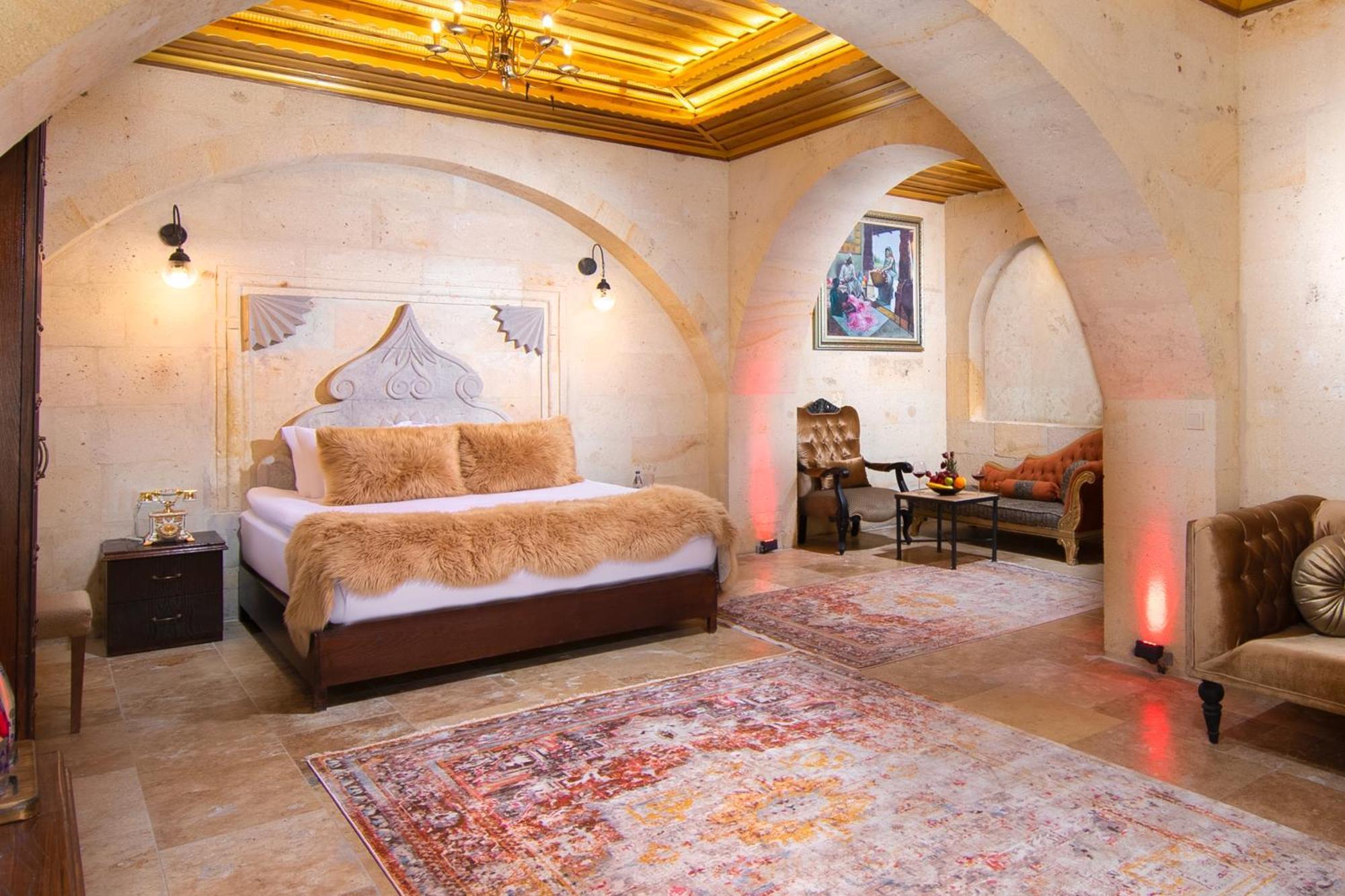 Cappadocia Pegasos Cave Suite Hotel Üchisar Bagian luar foto