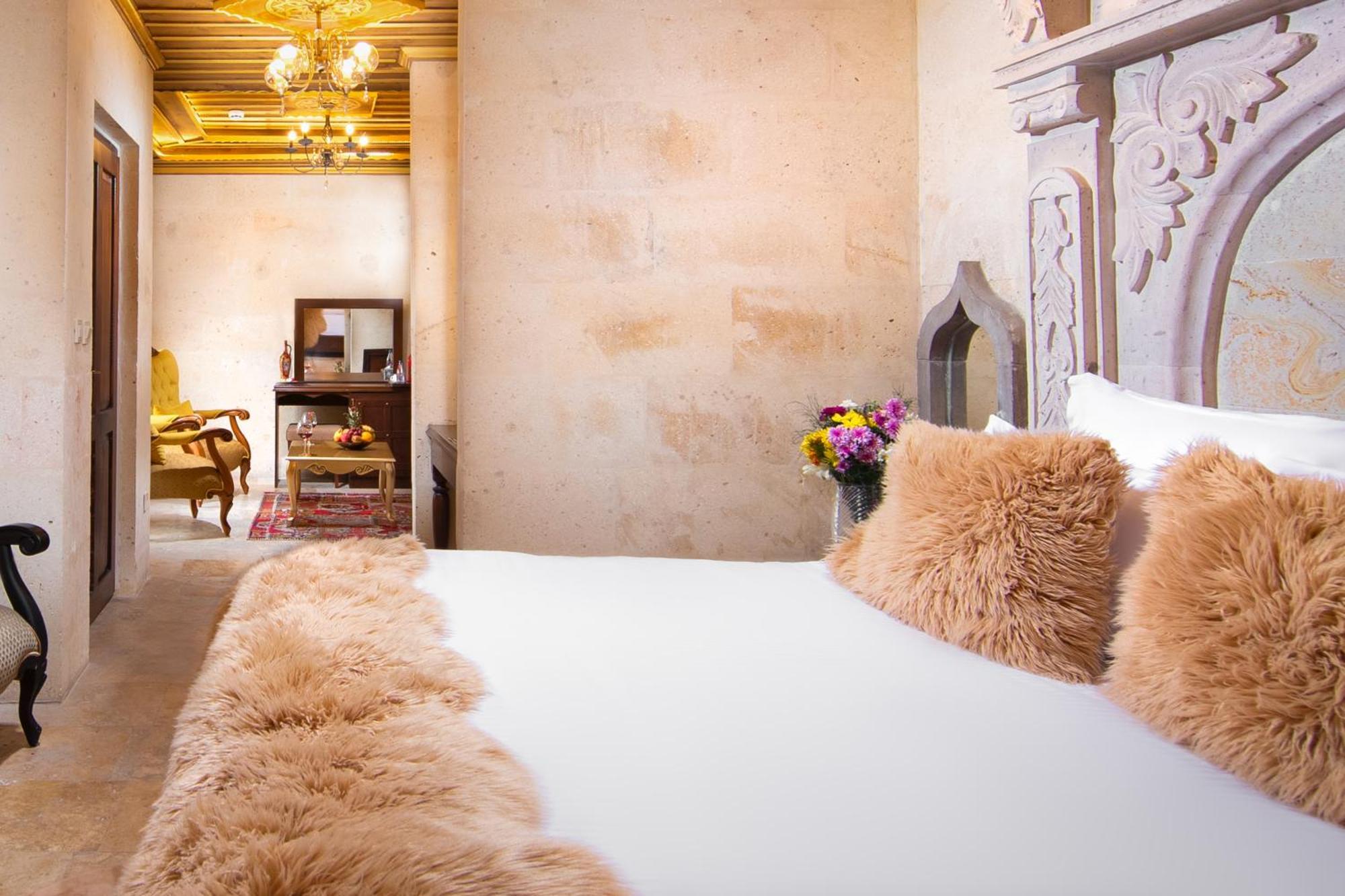 Cappadocia Pegasos Cave Suite Hotel Üchisar Bagian luar foto