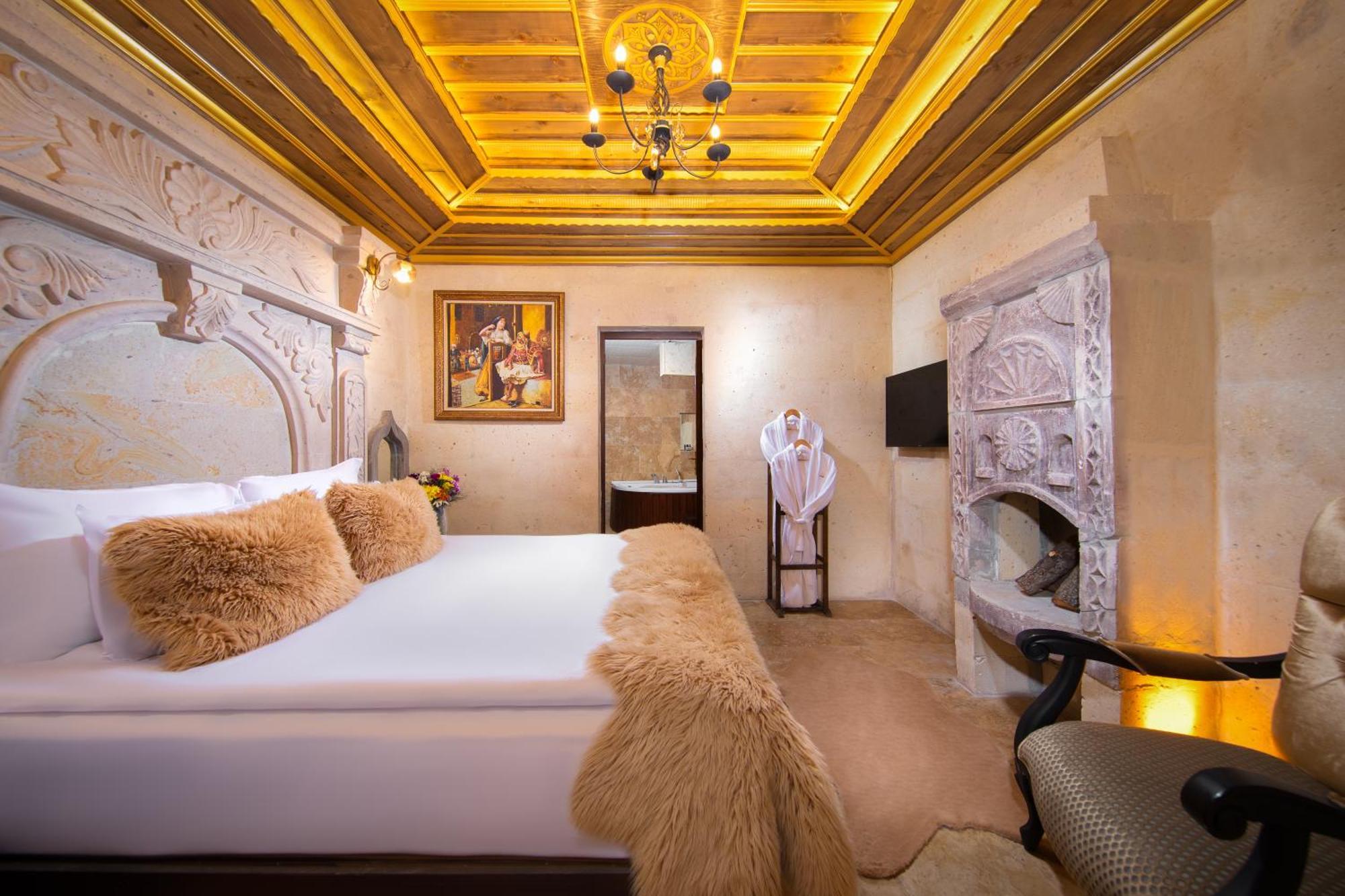 Cappadocia Pegasos Cave Suite Hotel Üchisar Bagian luar foto