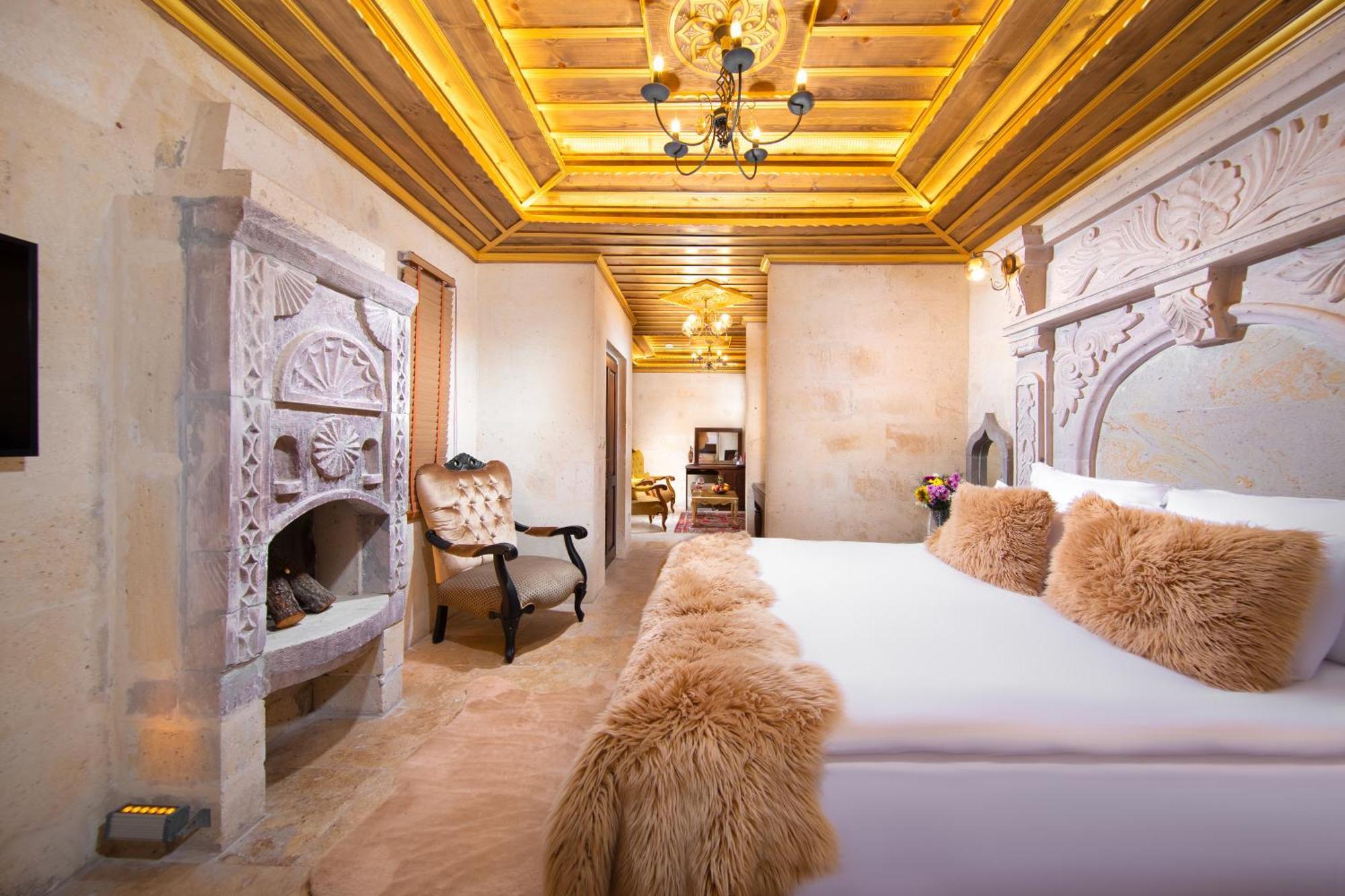Cappadocia Pegasos Cave Suite Hotel Üchisar Bagian luar foto