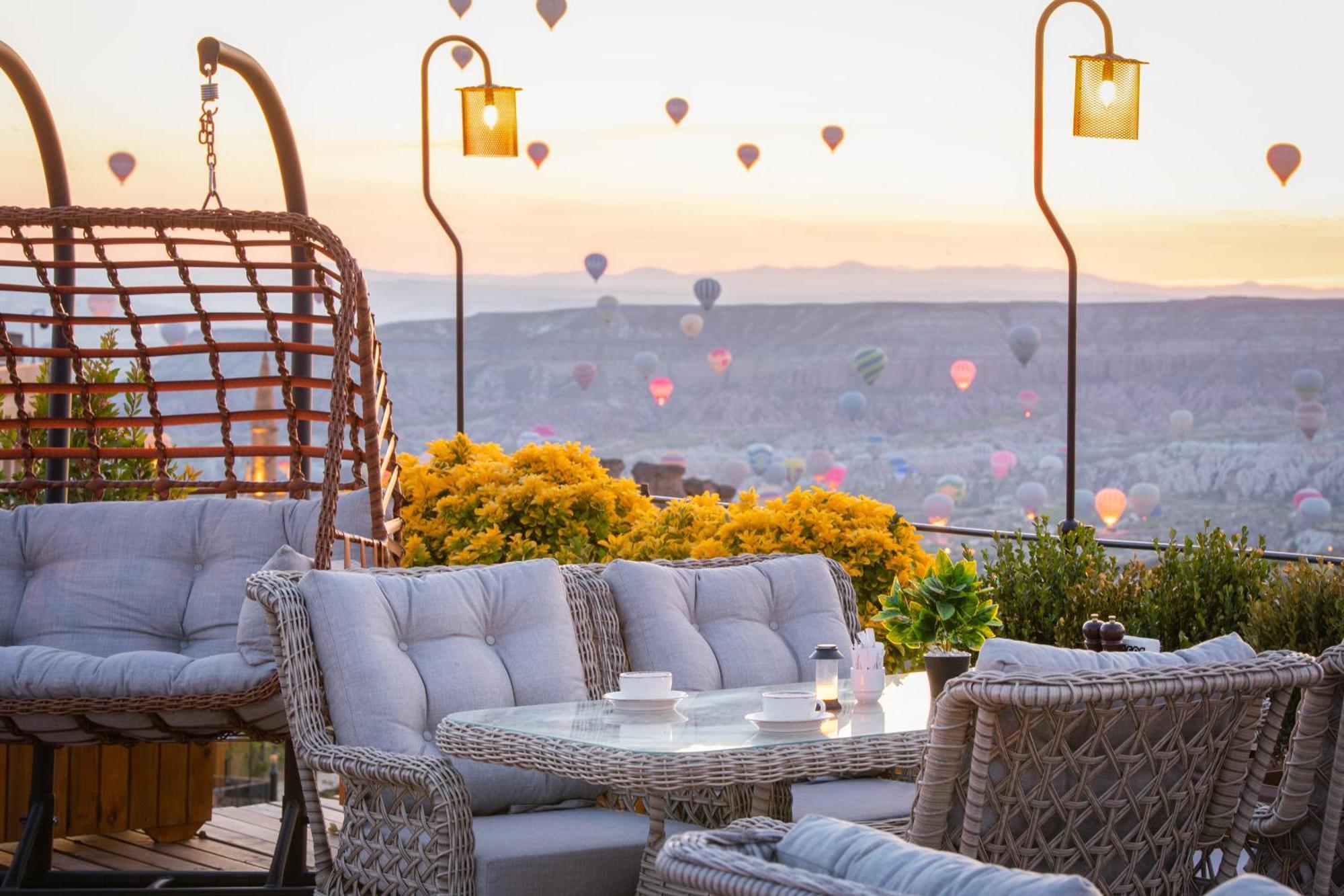 Cappadocia Pegasos Cave Suite Hotel Üchisar Bagian luar foto