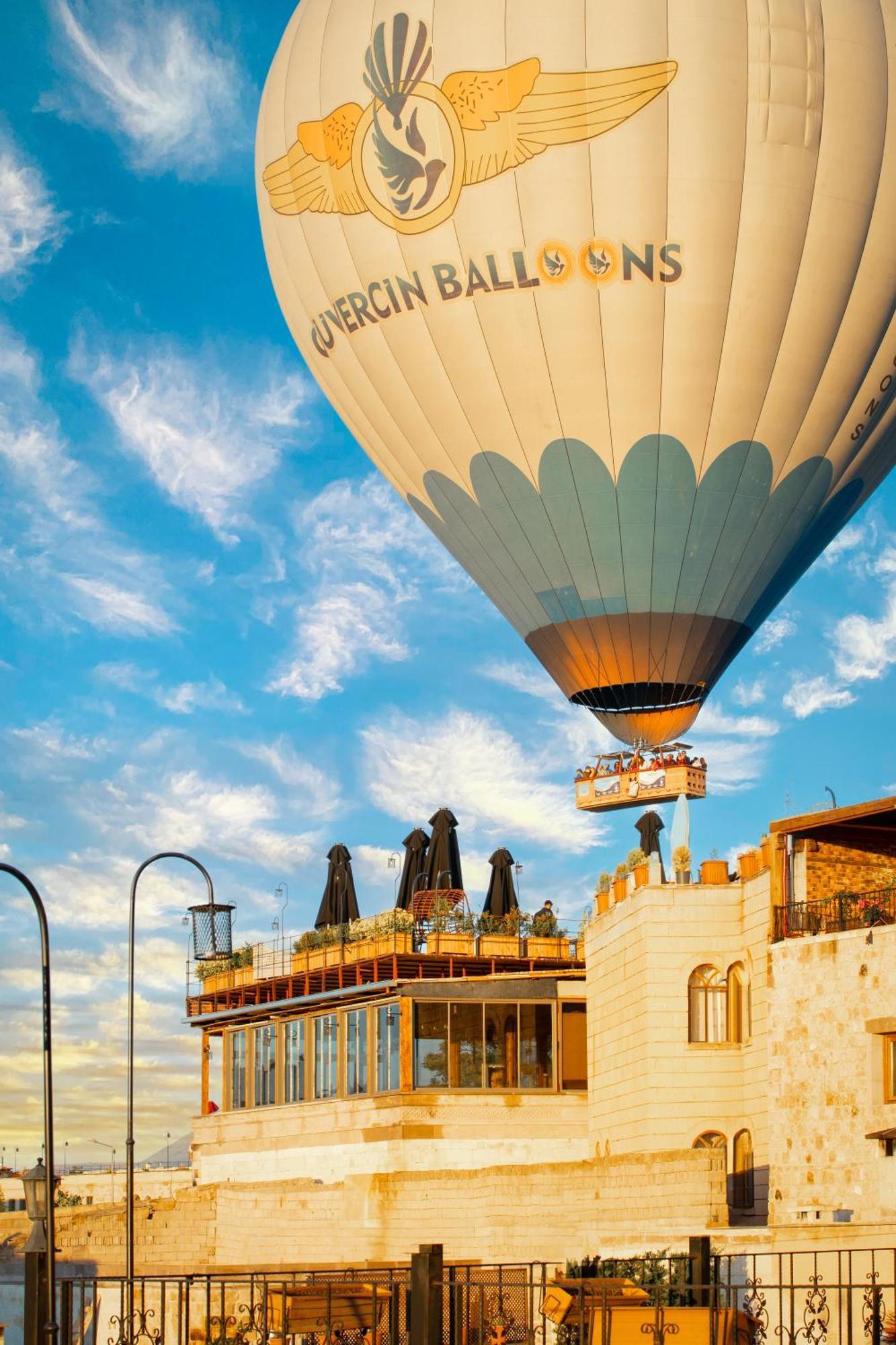 Cappadocia Pegasos Cave Suite Hotel Üchisar Bagian luar foto