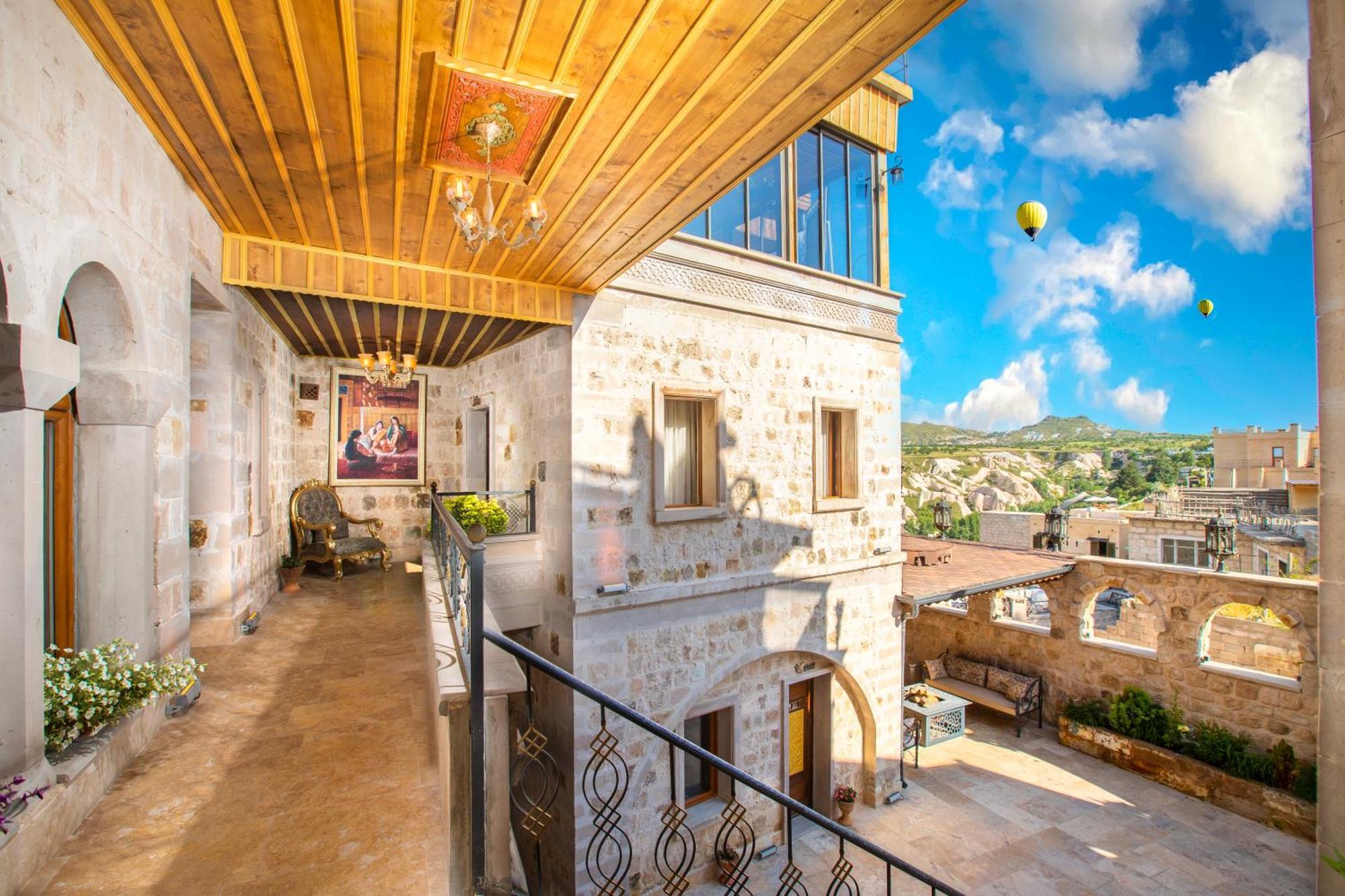 Cappadocia Pegasos Cave Suite Hotel Üchisar Bagian luar foto