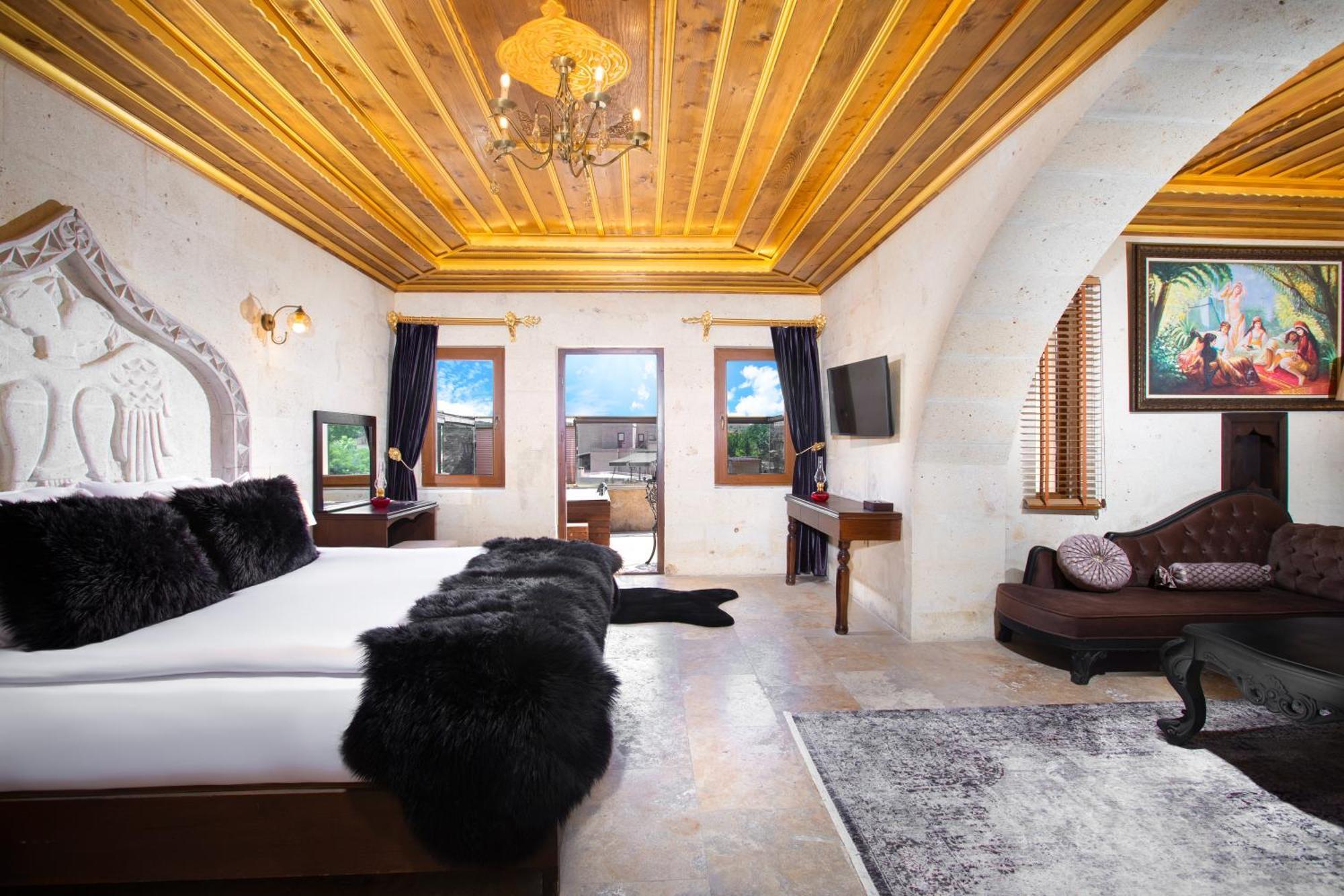 Cappadocia Pegasos Cave Suite Hotel Üchisar Bagian luar foto